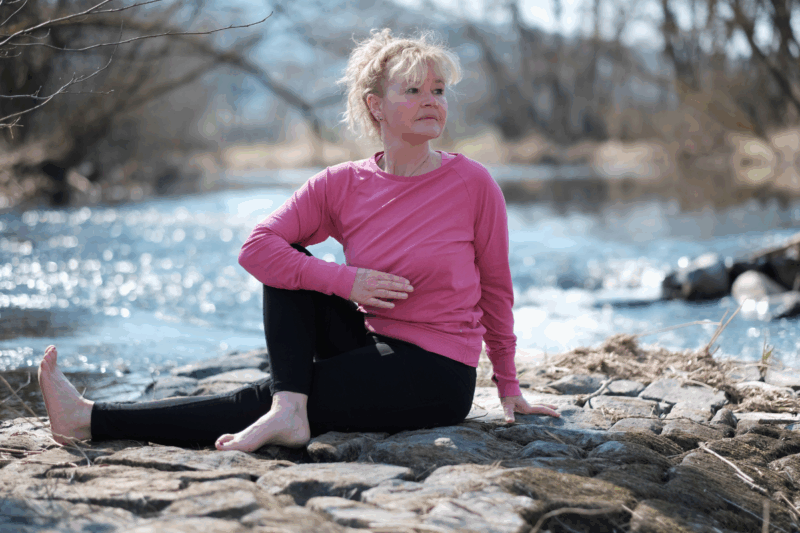 Iris Dietrich – Yoga-Lehrerin und Meditationsleiterin bei Naturerlebnis YOGA
