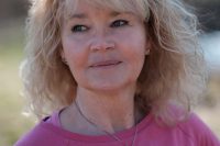 Iris Dietrich - YOGA-Lehrerin und Meditationsleiterin Naturerlebnis YOGA
