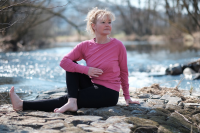 Iris Dietrich – Yoga-Lehrerin und Meditationsleiterin bei Naturerlebnis YOGA Iris Dietrich – Yoga-Lehrerin und Meditationsleiterin bei Naturerlebnis YOGA